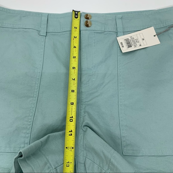 A New Day High Rise Mint Green Double Button Large Pocket Preppy Shorts Nwt - Picture 12 of 16